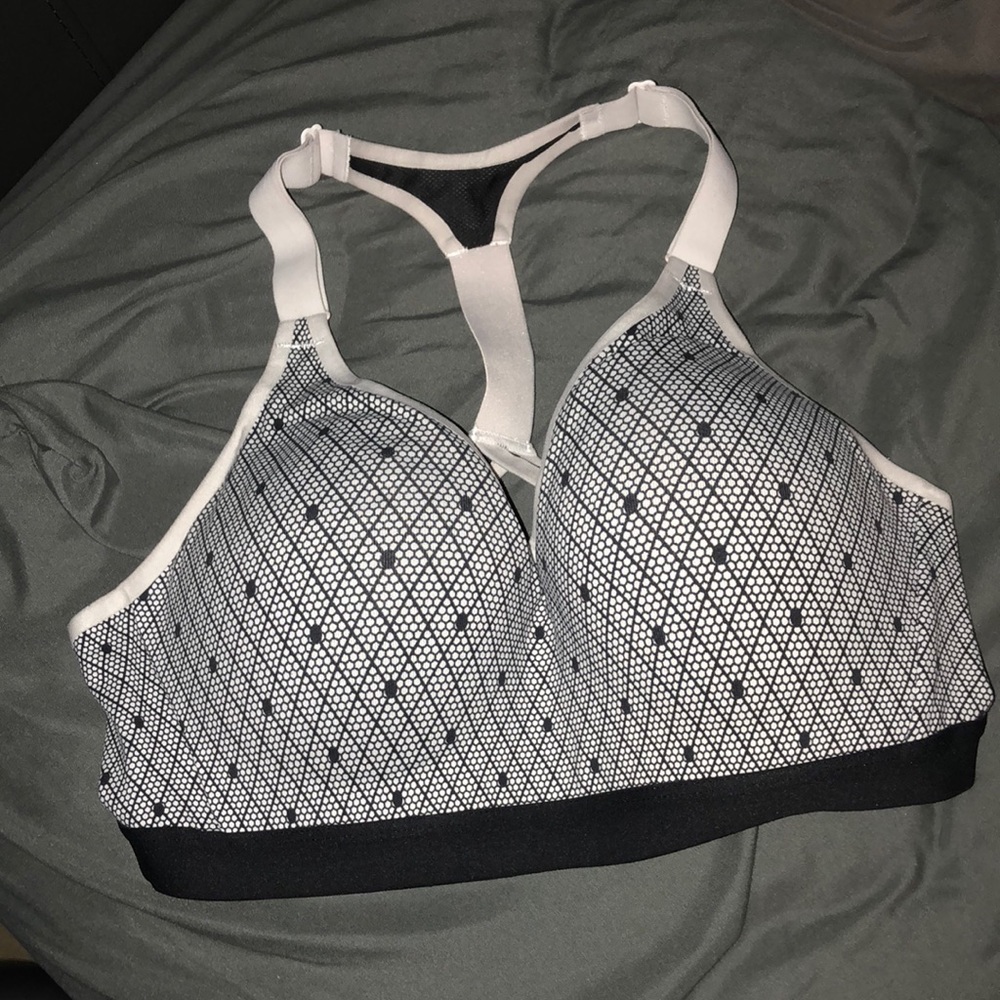VICTORIA SECRET SPORTS BRA
